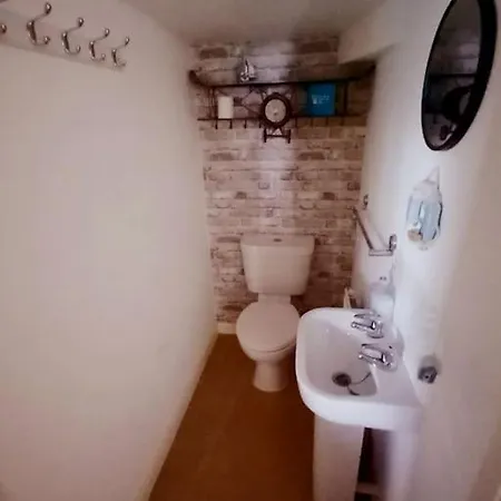 Wolds View Hideaway Holiday home